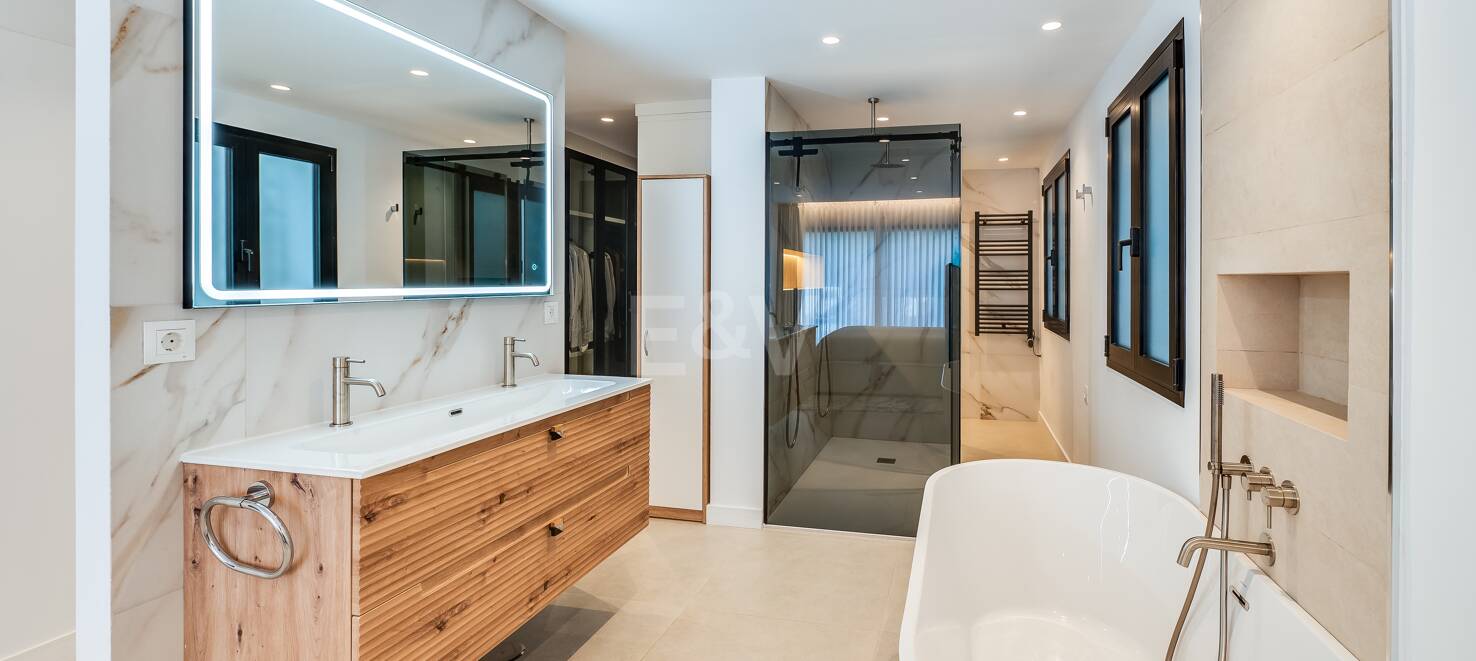 Impeccable Luxury Apartment in Kings Hills, Golden Mile