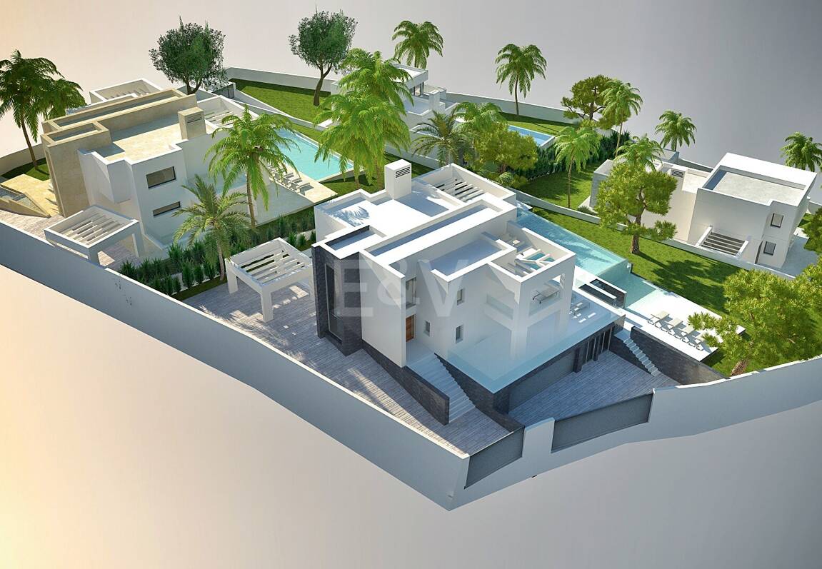 Exceptionell Möjlighet: Fyra toppar i Elviria med projekt och licens och med spektakulär utsikt över havet