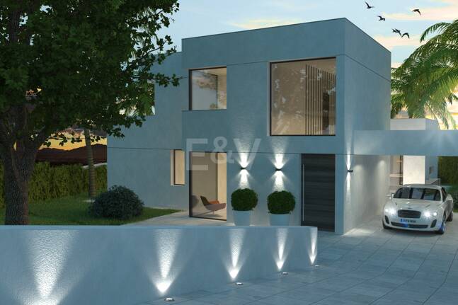 Exceptionell Möjlighet: Fyra toppar i Elviria med projekt och licens och med spektakulär utsikt över havet