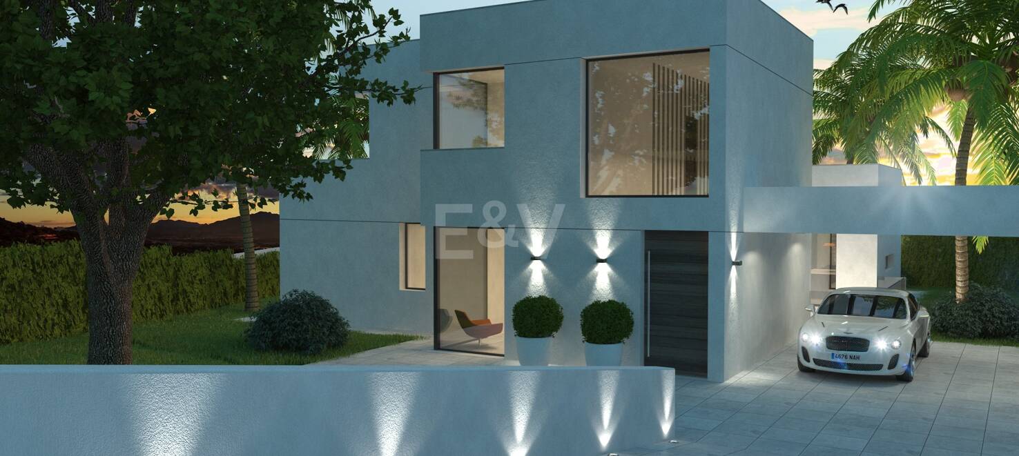 Exceptional Opportunity: Four Plots in Elviria with Project and Licence and with Spectacular Sea Views