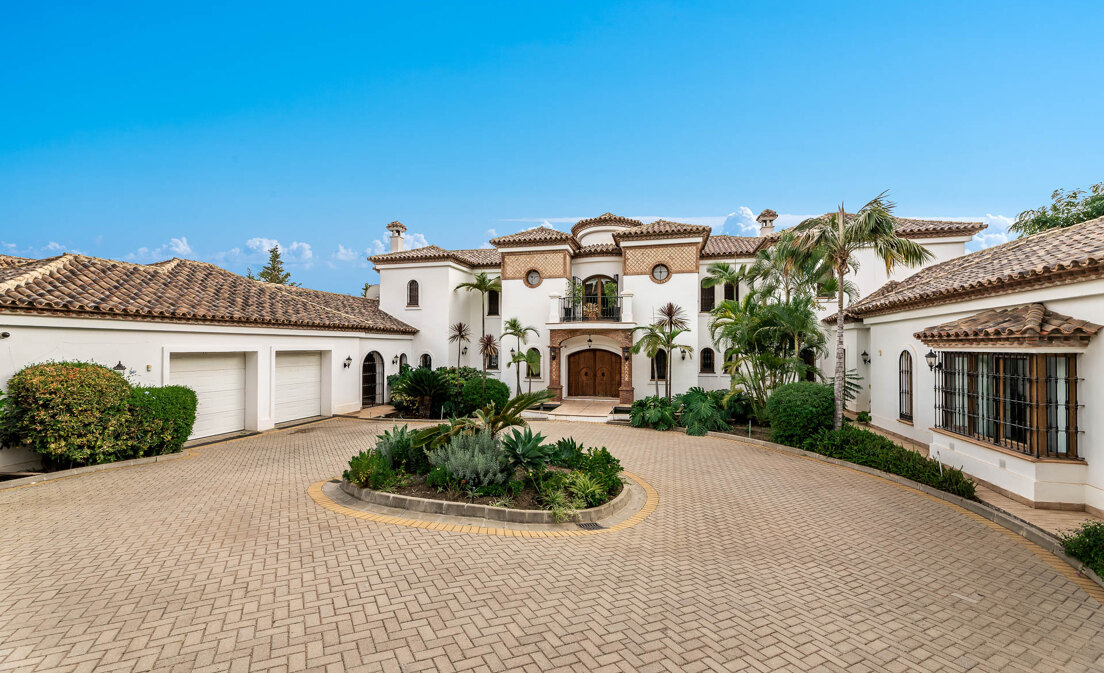 Villa impresionante de 6 dormitorios en Paraíso Alto con vistas al mar