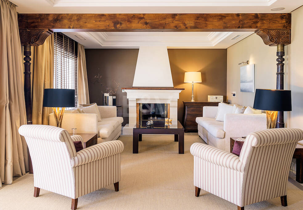 Magnificent villa with panoramic views