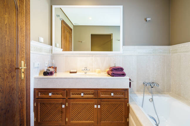 Magnificent villa with panoramic views