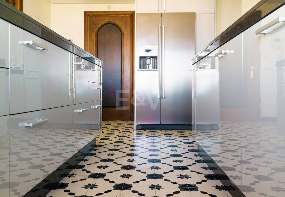 Magnificent villa with panoramic views