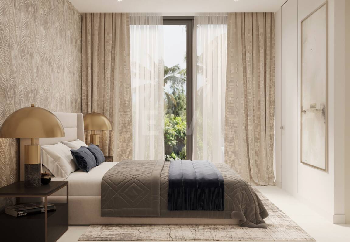 Fantastisk 4 sovrum Beachside Villa i Elviria