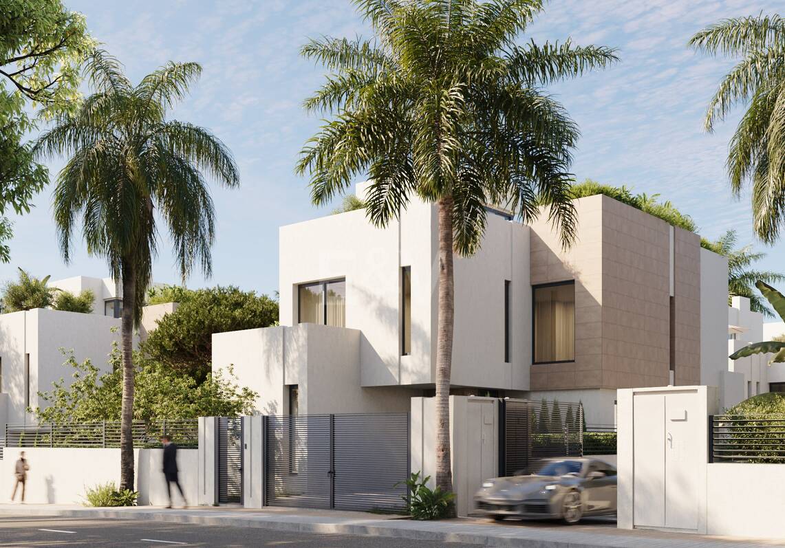 Amazing 4 Bedroom Beachside Villa in Elviria