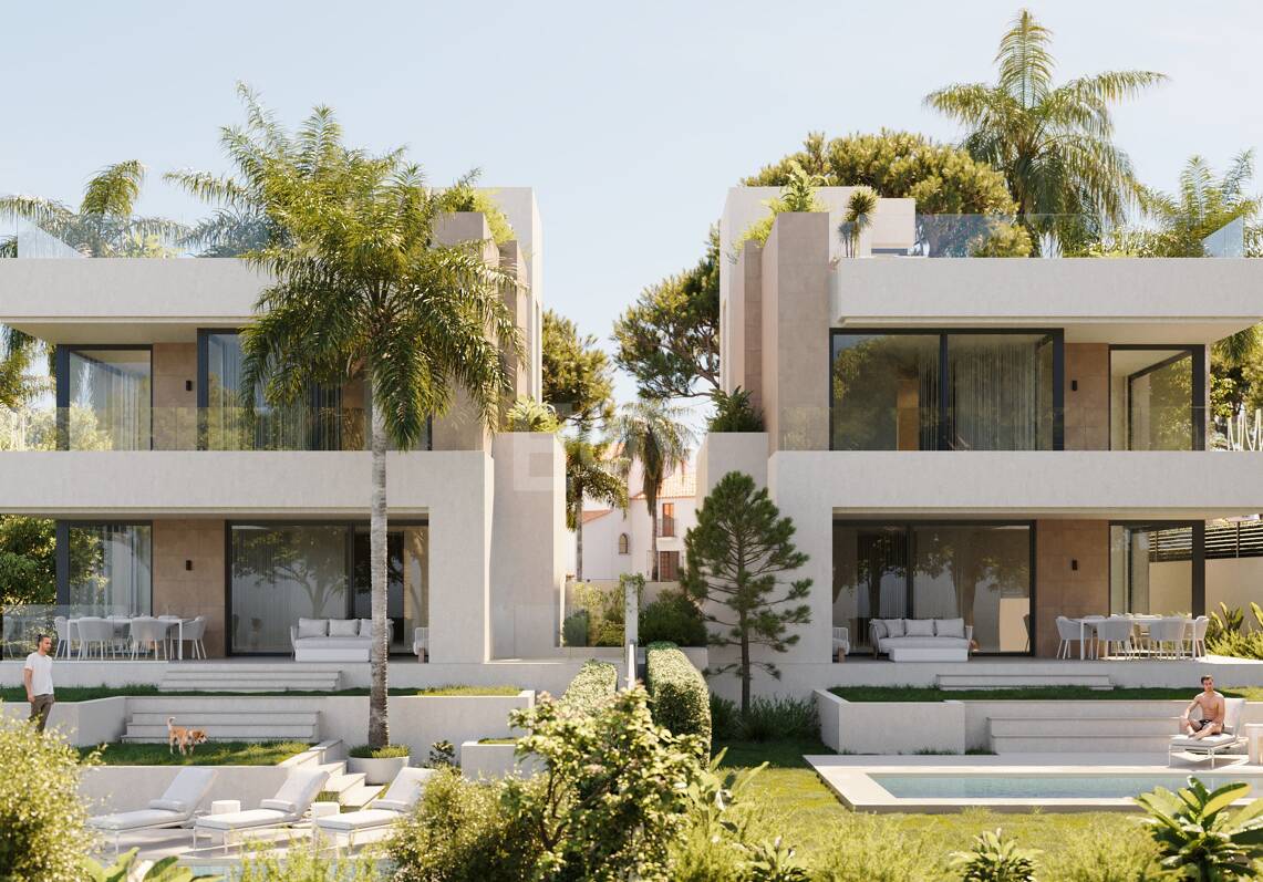 Amazing 4 Bedroom Beachside Villa in Elviria