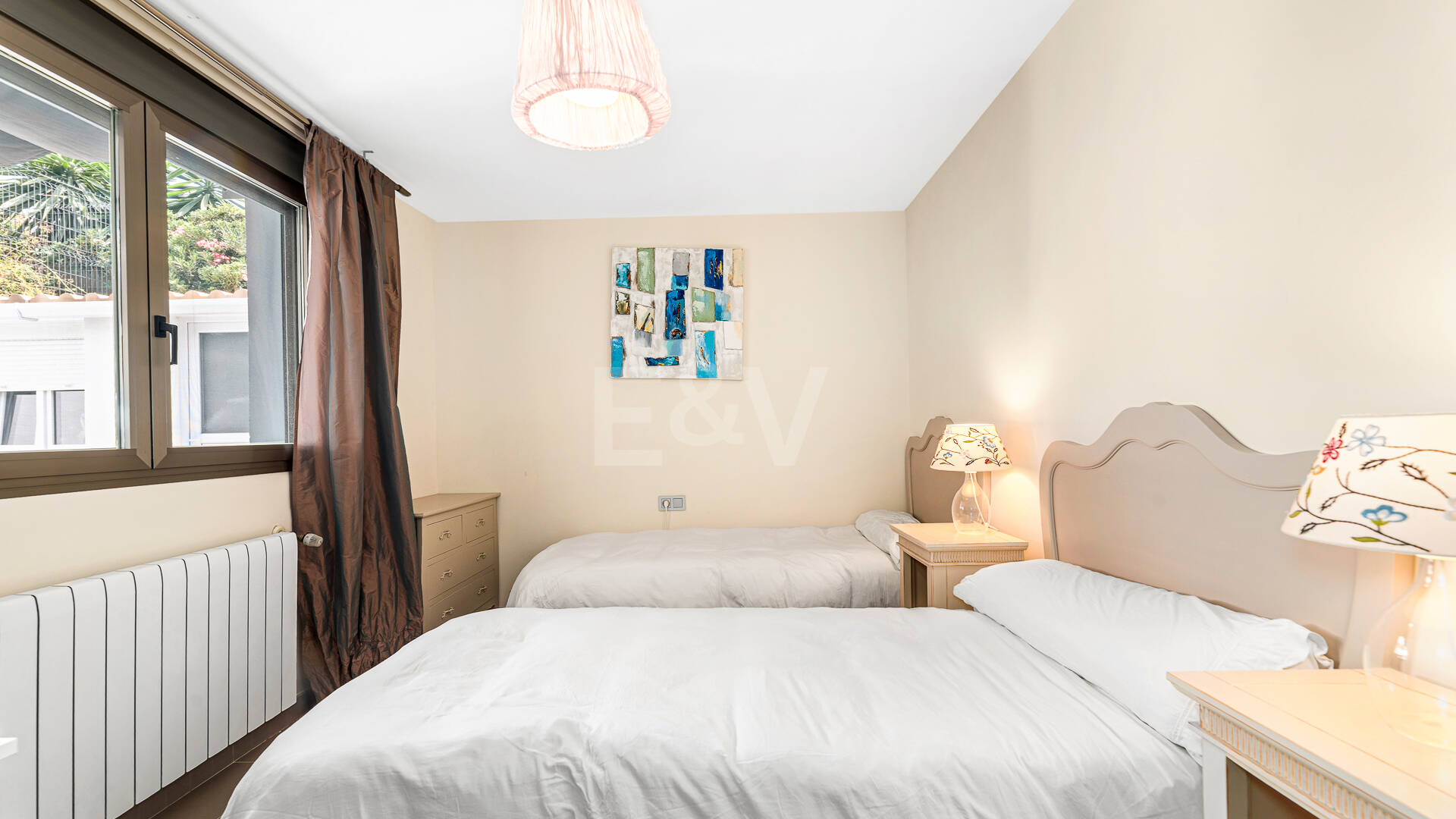 Modern Villa a Stroll from the Beach in Las Chapas Playa