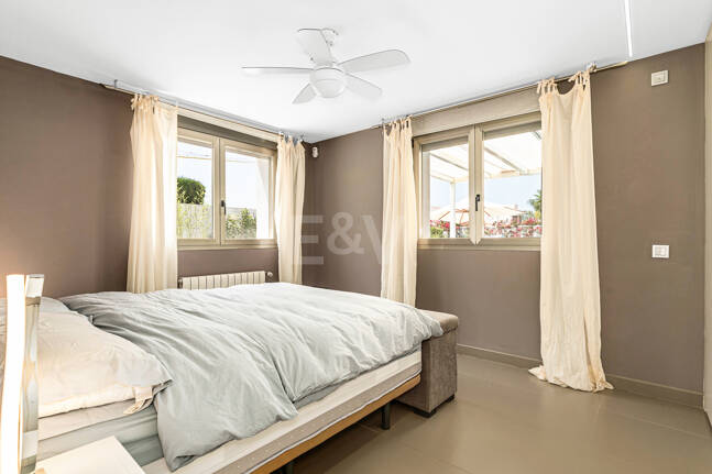 Modern Villa a Stroll from the Beach in Las Chapas Playa