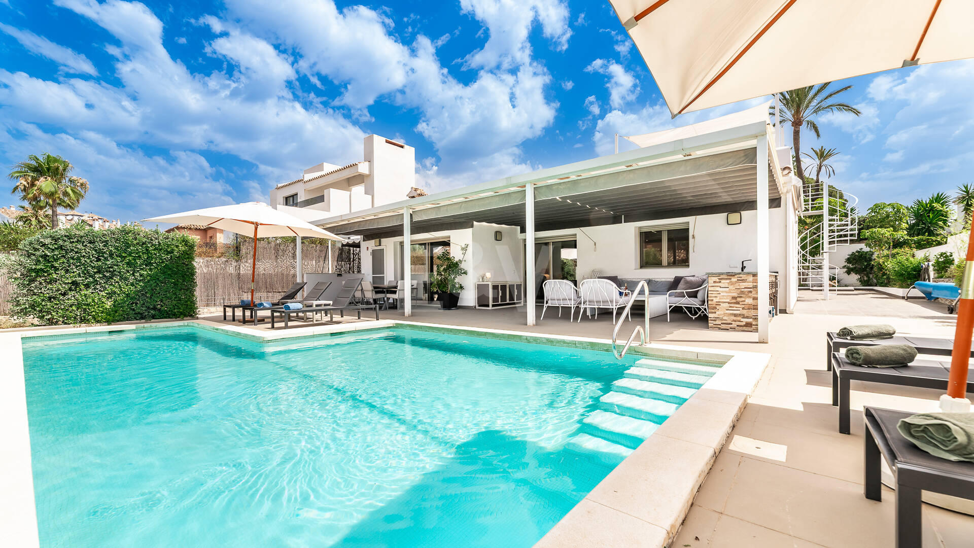 Modern Villa a Stroll from the Beach in Las Chapas Playa