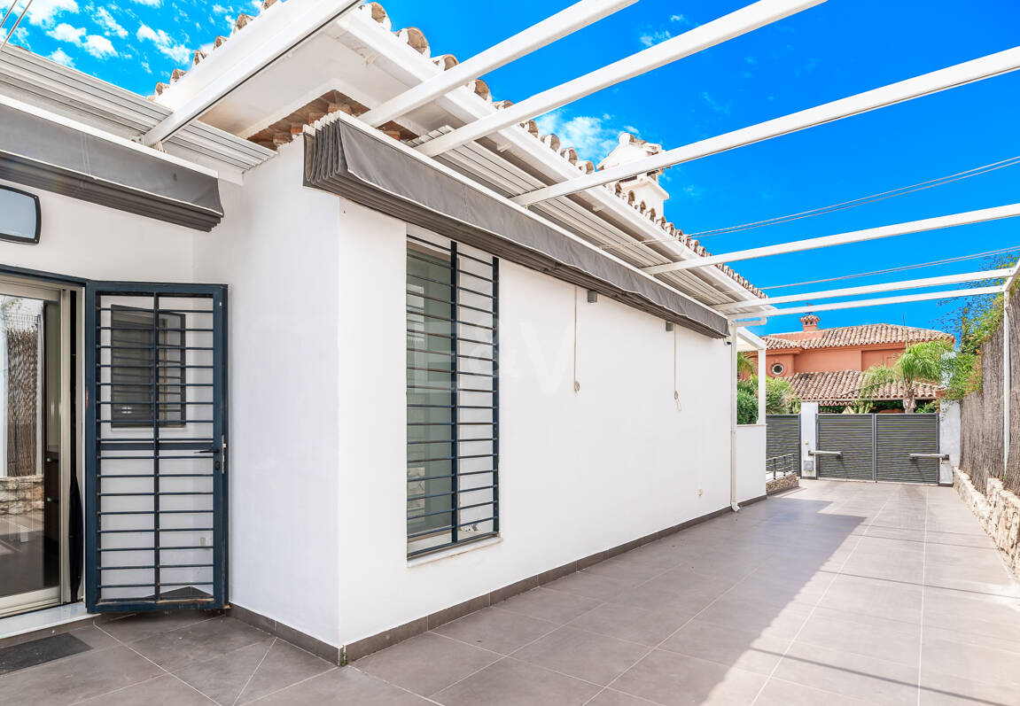 Modern Villa a Stroll from the Beach in Las Chapas Playa