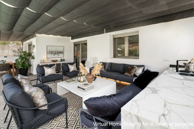 Modern Villa a Stroll from the Beach in Las Chapas Playa