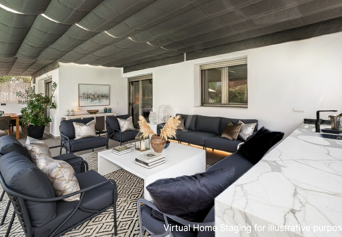 Modern Villa a Stroll from the Beach in Las Chapas Playa