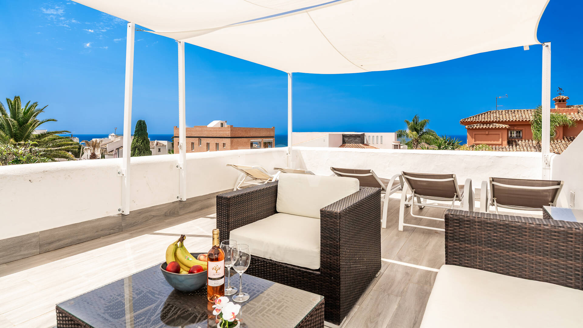 Modern Villa a Stroll from the Beach in Las Chapas Playa