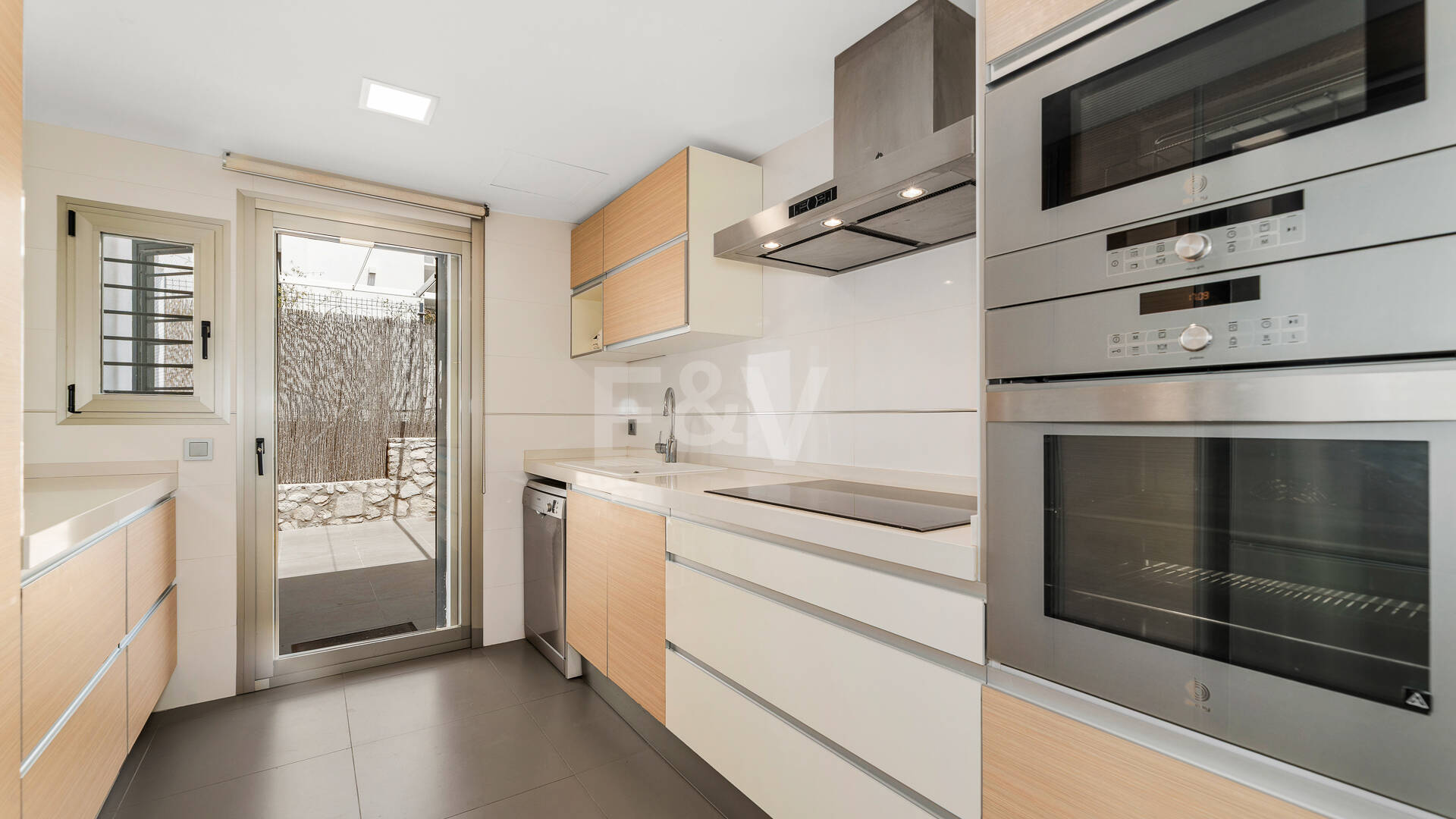 Modern Villa a Stroll from the Beach in Las Chapas Playa