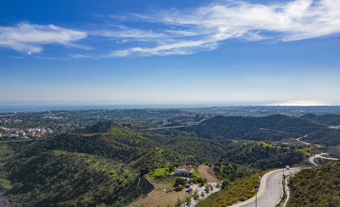 Prime South East-Facing Plot in Real de La Quinta