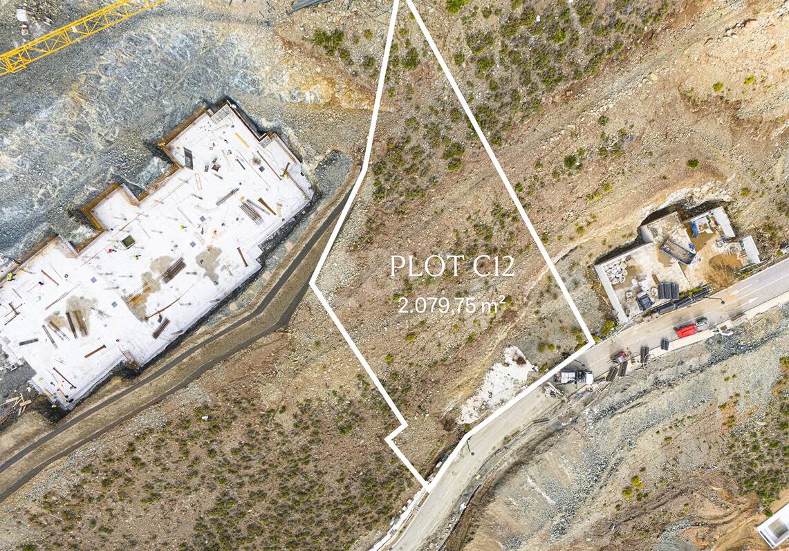 Prime South East-Facing Plot i Real de La Quinta