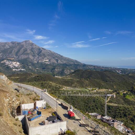 Prime South East-Facing Plot in Real de La Quinta