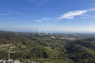 Prime South East-Facing Plot i Real de La Quinta