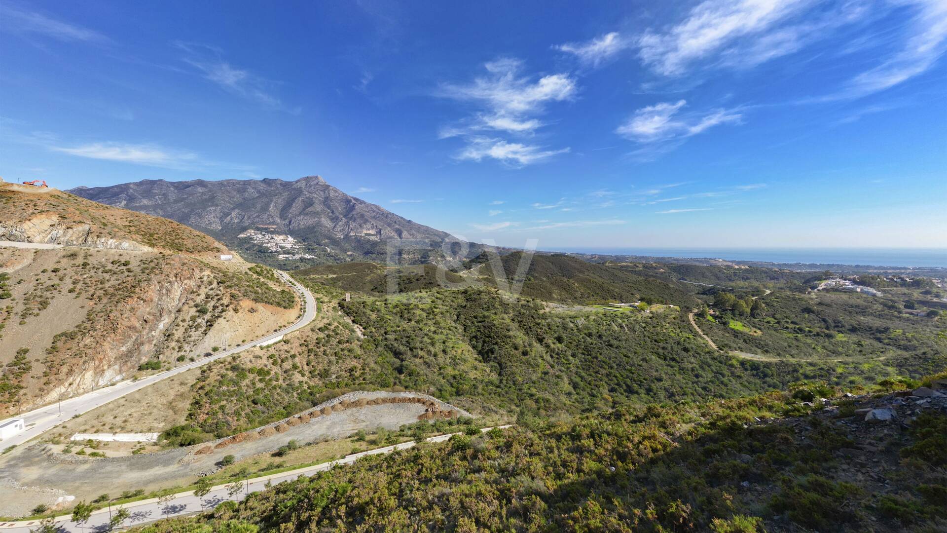 Exklusiv tomt i prestigefylld resort med hisnande utsikt