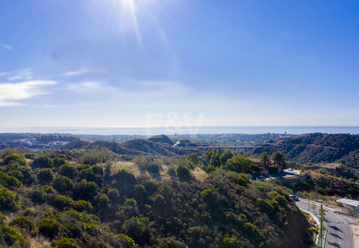 Exklusiv tomt i prestigefylld resort med hisnande utsikt