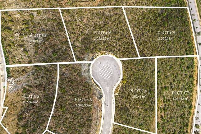 Exklusiv tomt i prestigefylld resort med hisnande utsikt