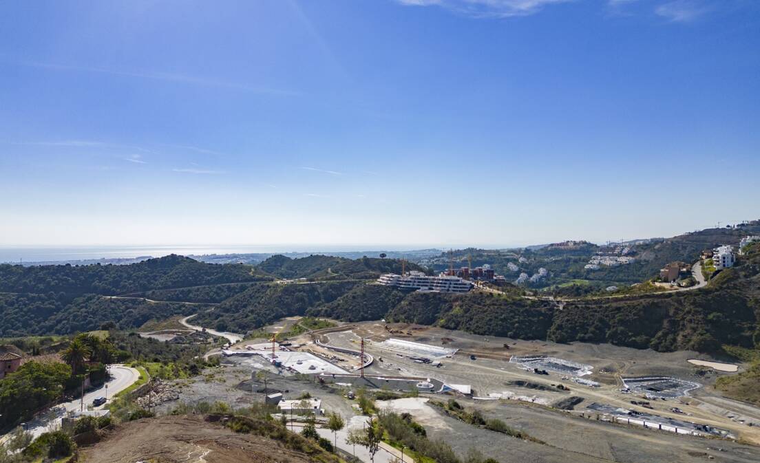 Stunning plot in prime position within resort area