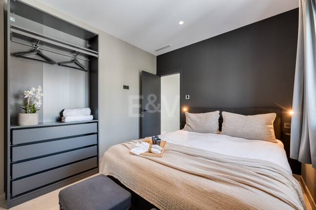 Utsökt modern villa i Marbesa - en stenkast från stranden