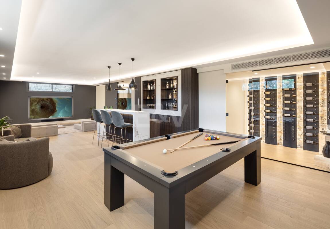 Utsökt Villa i Nueva Andalucía med andalusisk-scandinavian Charm