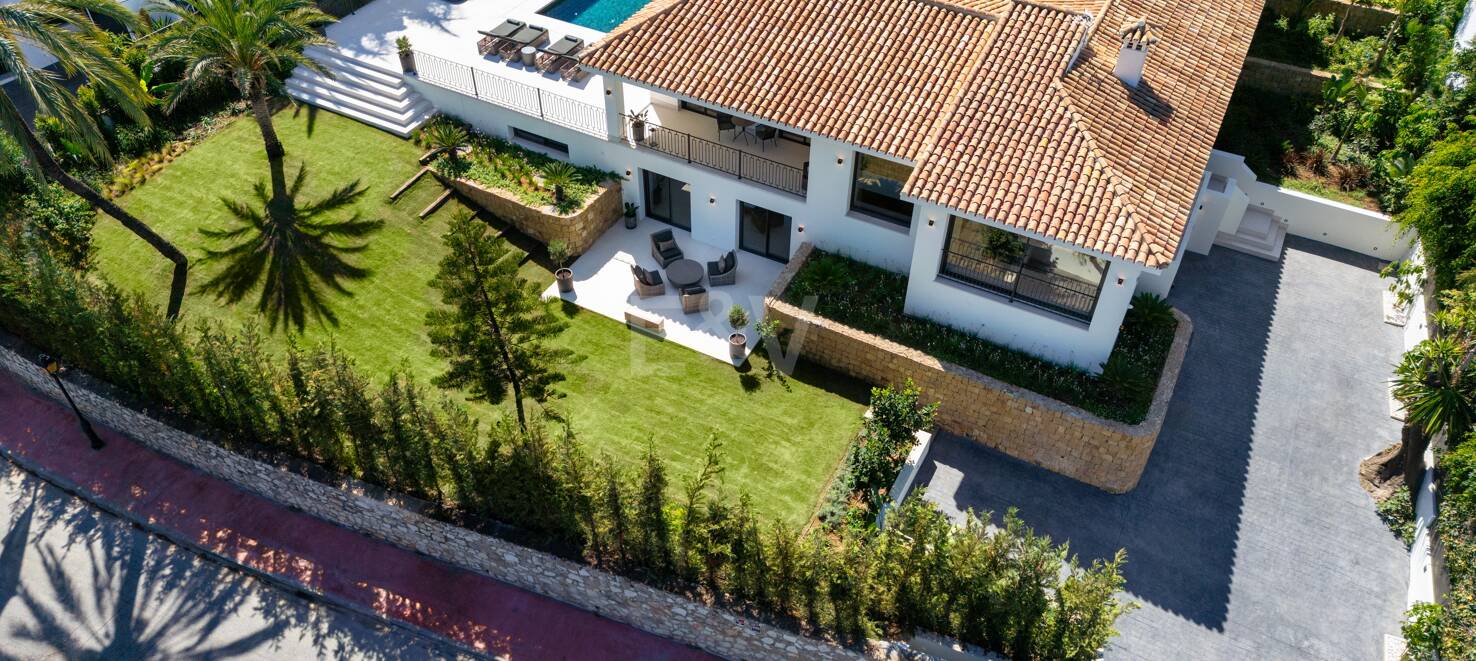 Wybitna willa w Nueva Andalucía z Andaluzjańską Skandynawską Charm