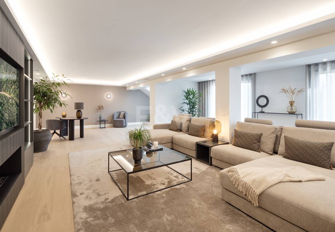 Utsökt Villa i Nueva Andalucía med andalusisk-scandinavian Charm