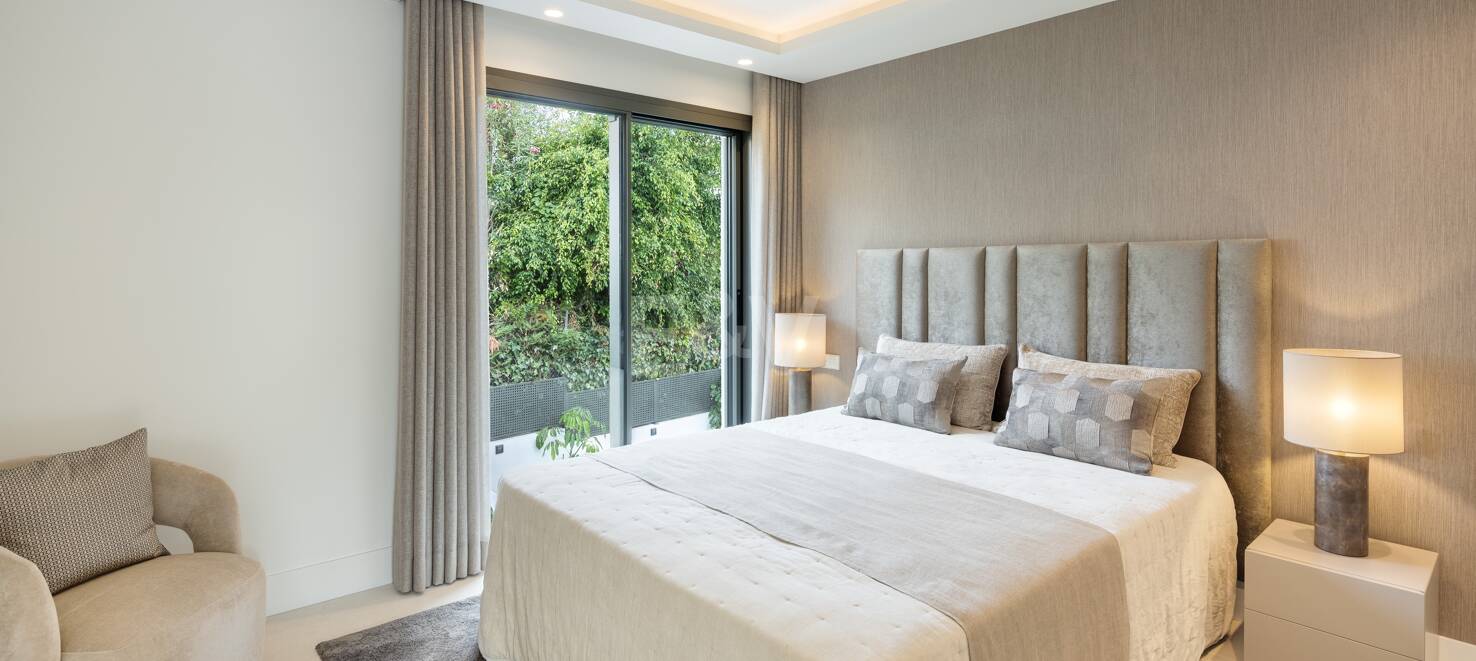 Wybitna willa w Nueva Andalucía z Andaluzjańską Skandynawską Charm