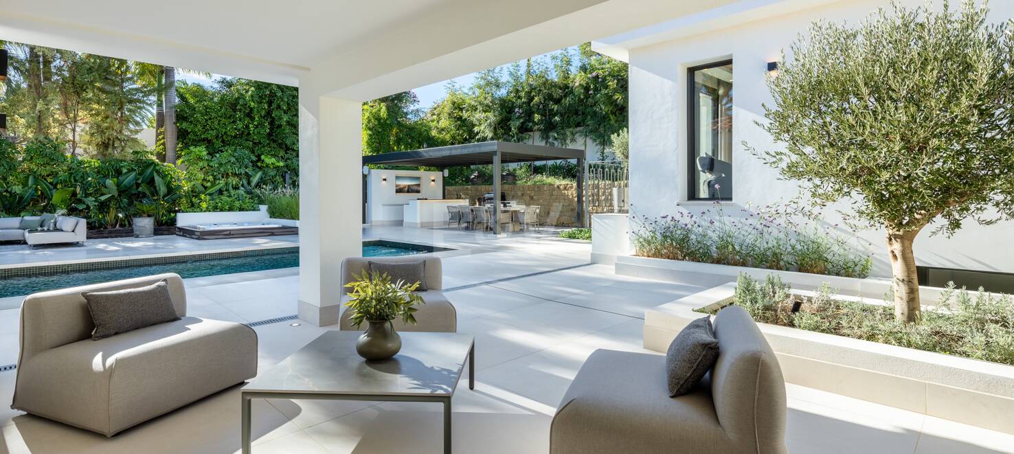 Wybitna willa w Nueva Andalucía z Andaluzjańską Skandynawską Charm
