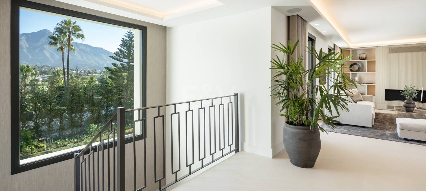 Wybitna willa w Nueva Andalucía z Andaluzjańską Skandynawską Charm