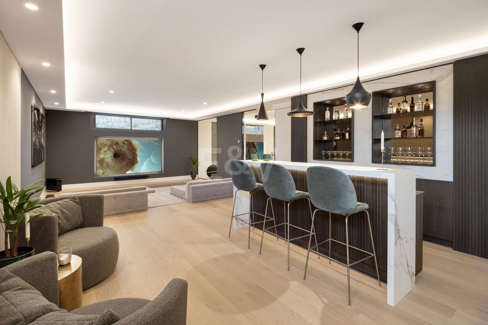 Utsökt Villa i Nueva Andalucía med andalusisk-scandinavian Charm