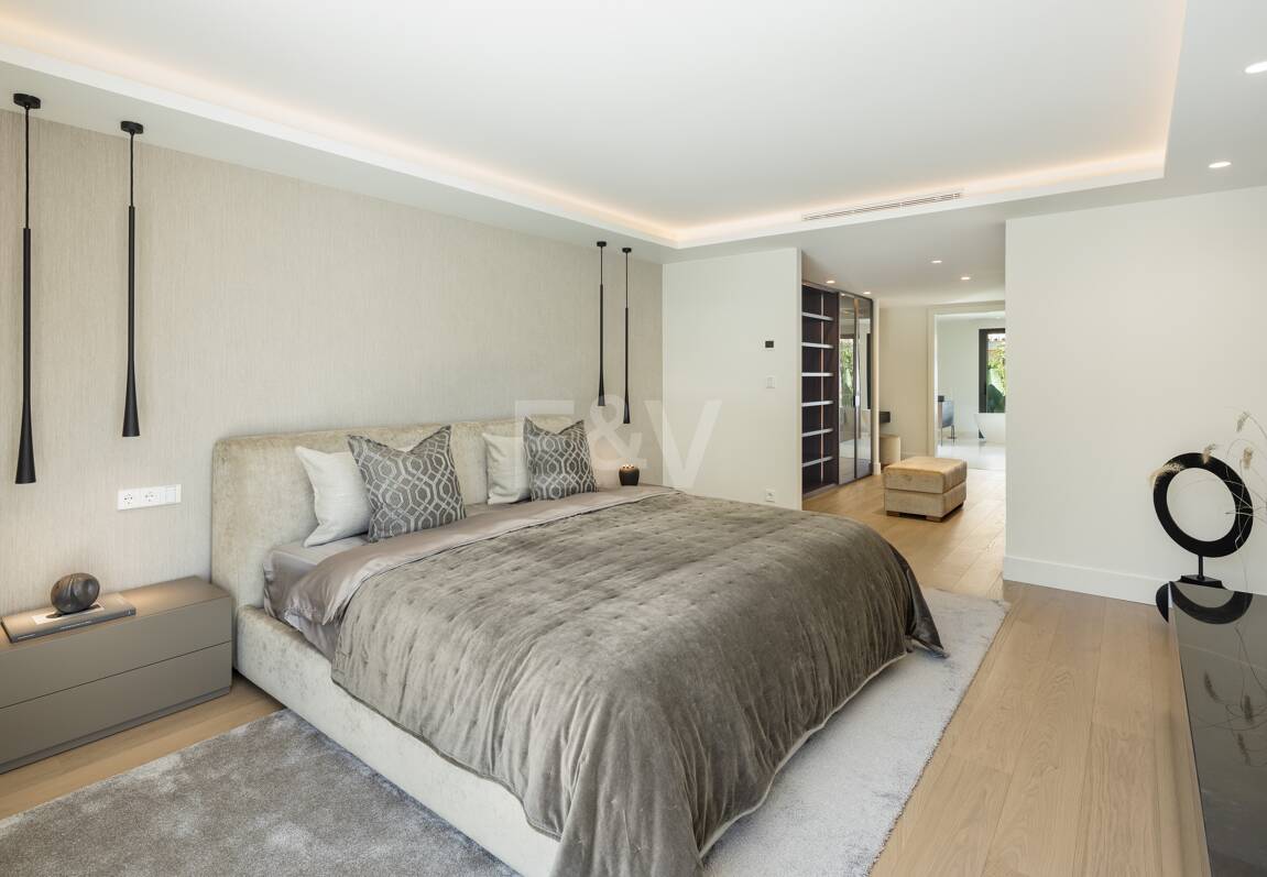 Utsökt Villa i Nueva Andalucía med andalusisk-scandinavian Charm