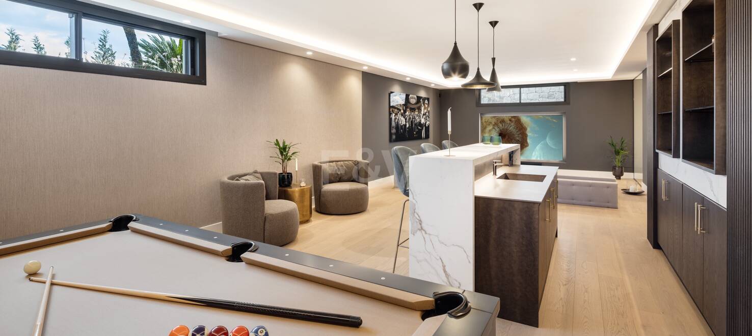 Wybitna willa w Nueva Andalucía z Andaluzjańską Skandynawską Charm