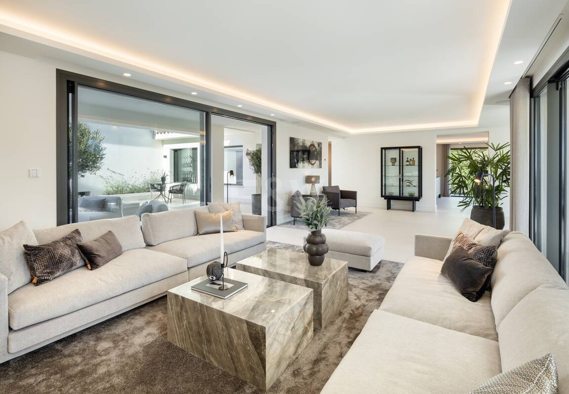 Utsökt Villa i Nueva Andalucía med andalusisk-scandinavian Charm