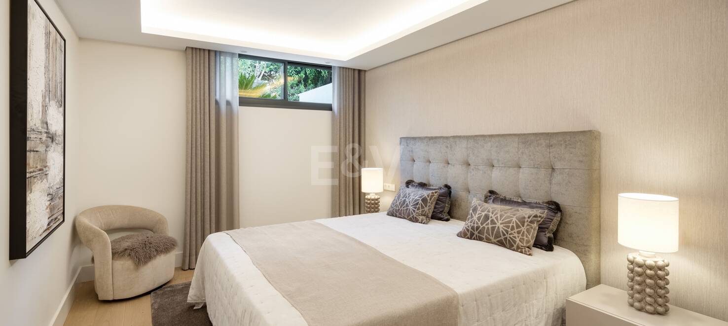 Wybitna willa w Nueva Andalucía z Andaluzjańską Skandynawską Charm