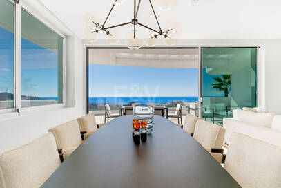 Palo Alto Apartment with Stunning Panoramic Seaviews and Spacious Terrace