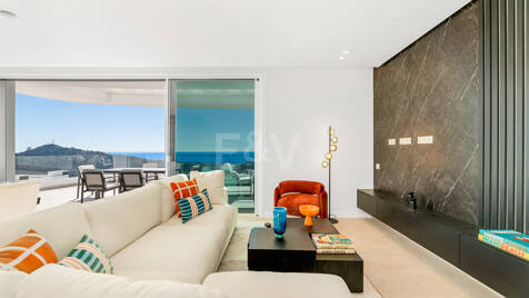 Palo Alto Apartment with Stunning Panoramic Seaviews and Spacious Terrace