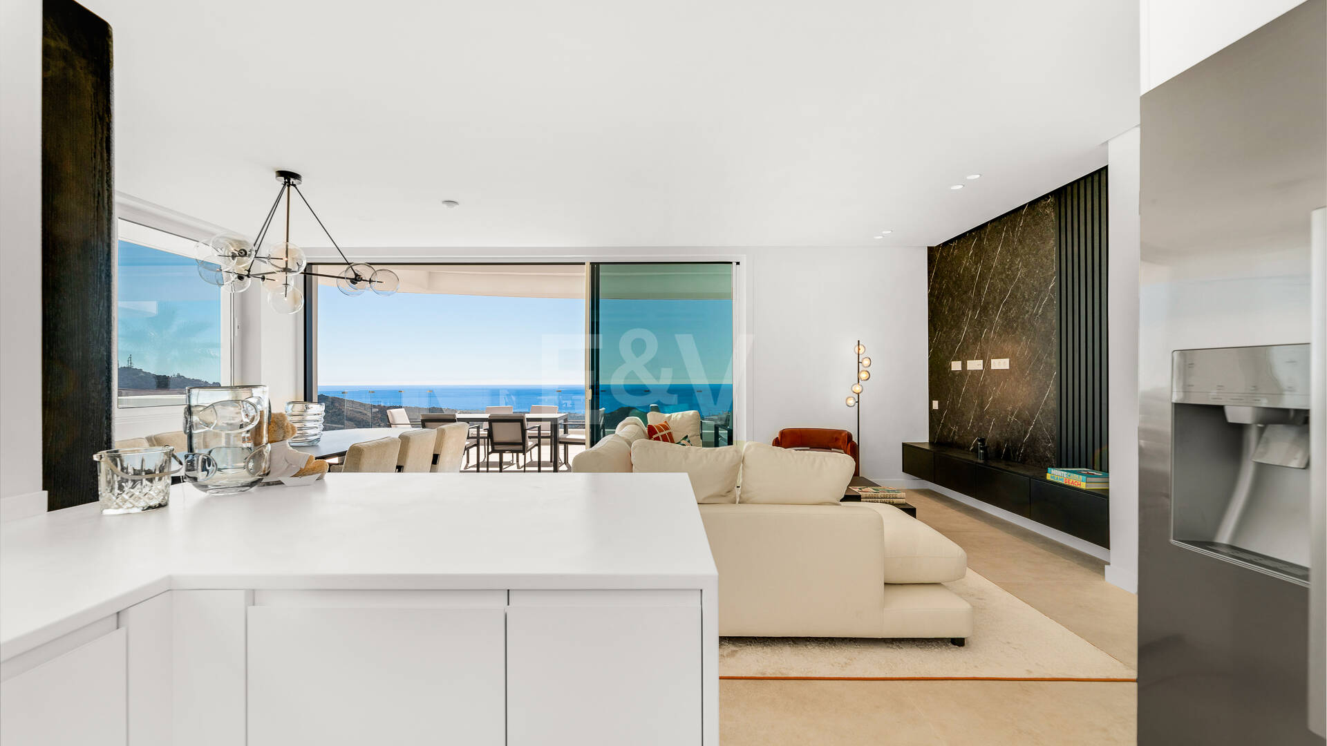 Apartamento en Palo Alto con impresionantes vistas al mar y amplia terraza