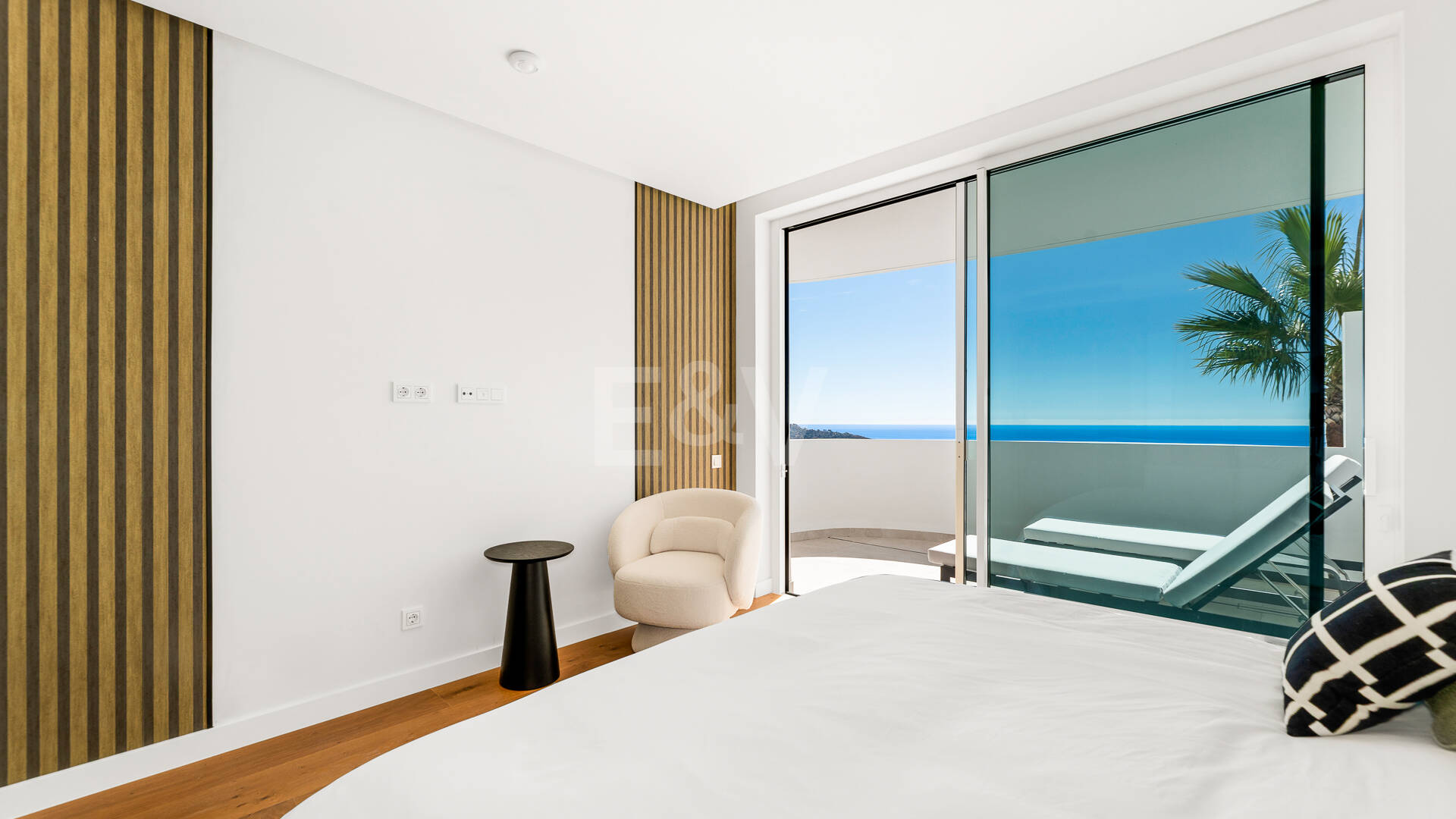 Apartamento en Palo Alto con impresionantes vistas al mar y amplia terraza