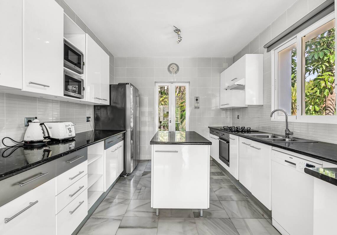 A Serene Marbella Villa for Year Round Life