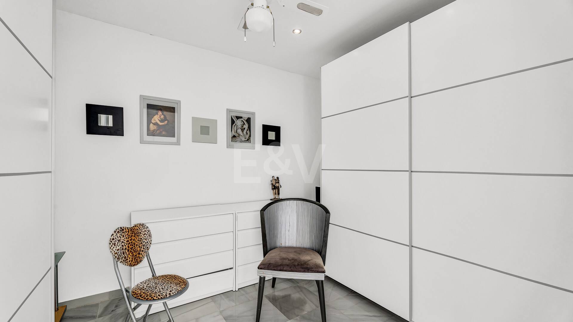 Villa en Las Brisas con alto potencial de alquiler