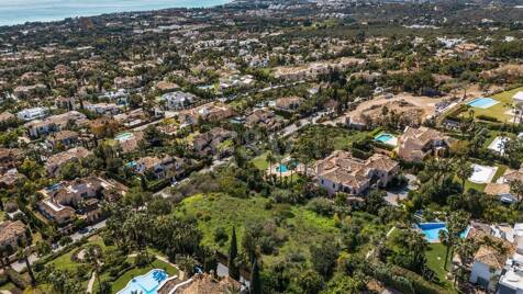 Einzigartiges Grundstück in Sierra Blanca – 4.021 m² für eine Luxusvilla