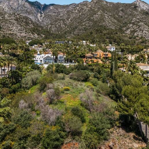 Terrain unique en Sierra Blanca – 4 021 m2 pour une Villa de luxe