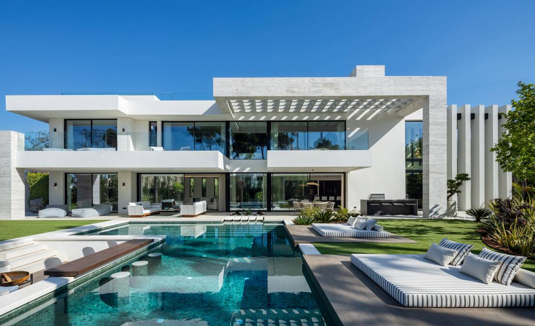 Luxurious Modern Villa in Atalaya Rio Verde with privacy