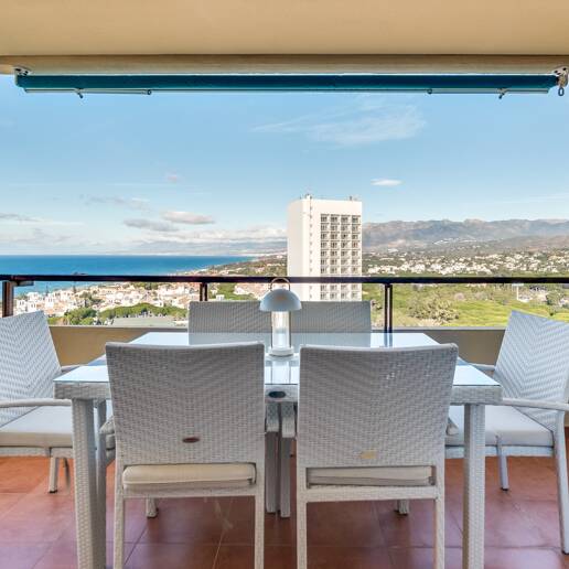 Estudio renovado junto a la playa en Elviria – A pasos de Nikki Beach alquiler flexible desde 2 meses