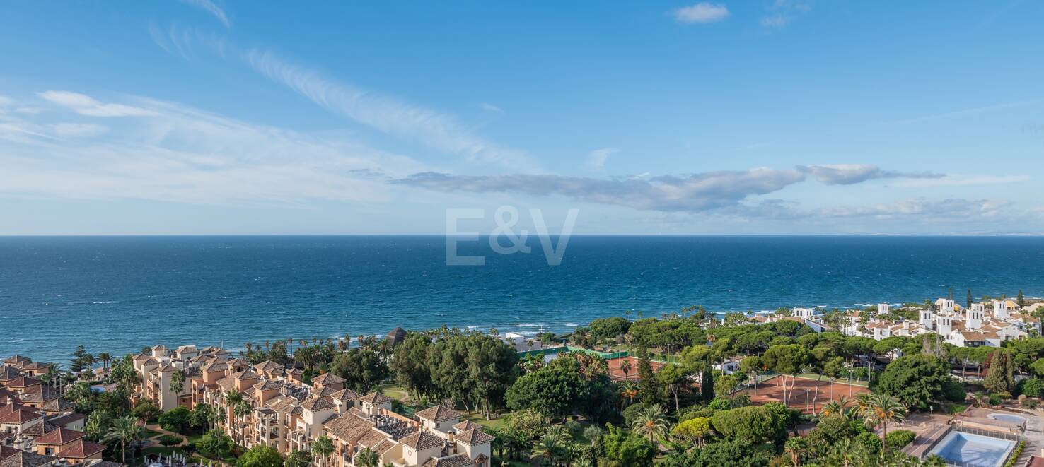 Estudio renovado junto a la playa en Elviria – A pasos de Nikki Beach alquiler flexible desde 2 meses